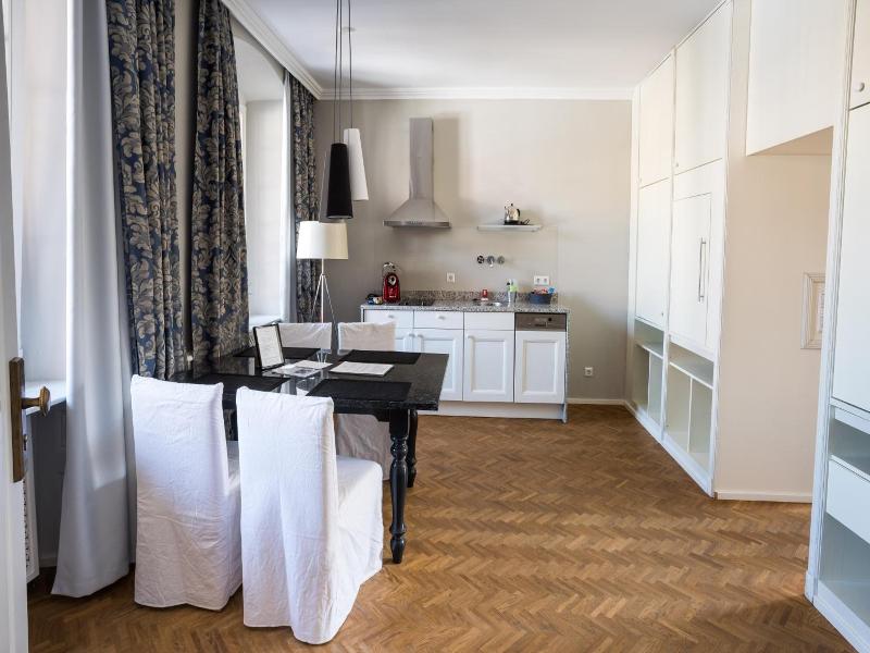 Apartmenthaus Heiligenthaler Hof image