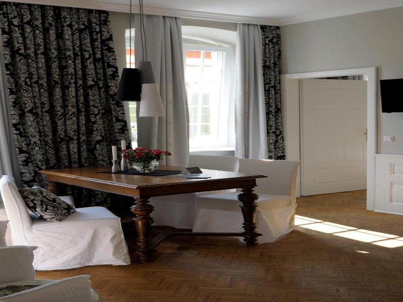 Apartmenthaus Heiligenthaler Hof image