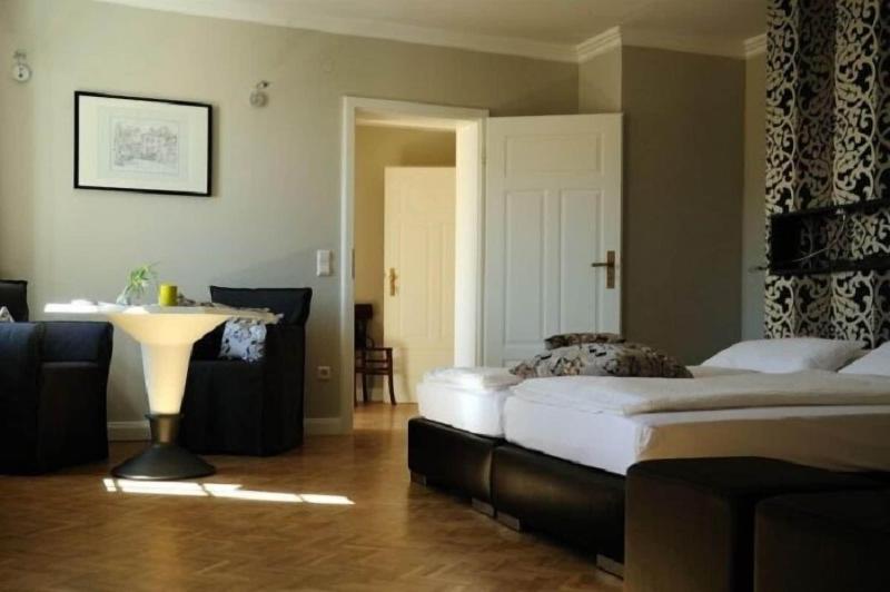 Apartmenthaus Heiligenthaler Hof image