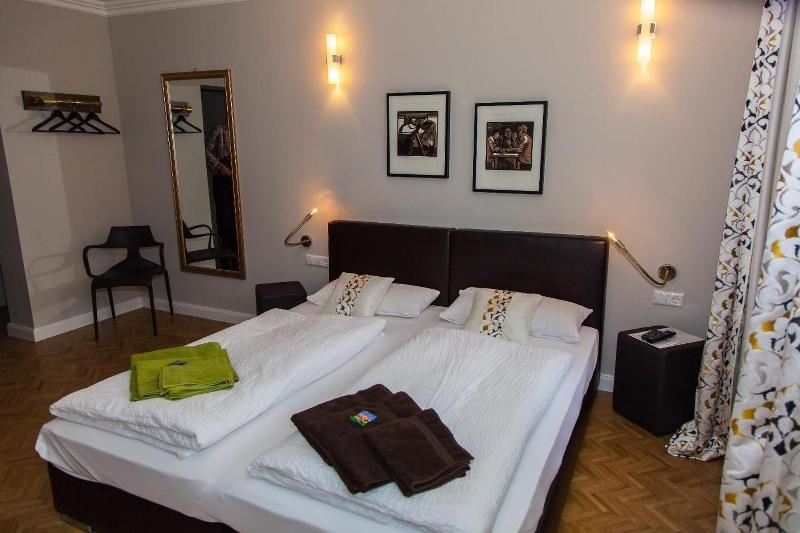 Apartmenthaus Heiligenthaler Hof image