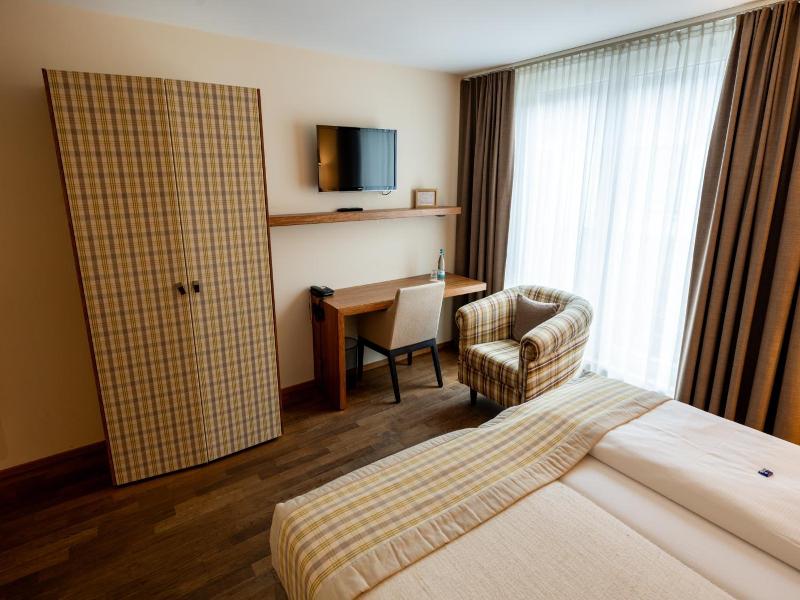 Restaurant Hotel Zum Storchen image