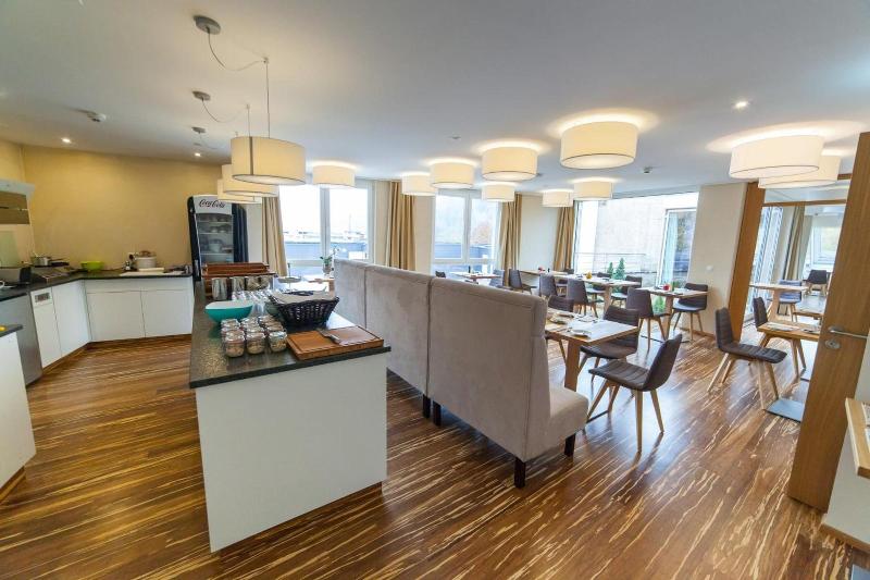 Restaurant Hotel Zum Storchen image