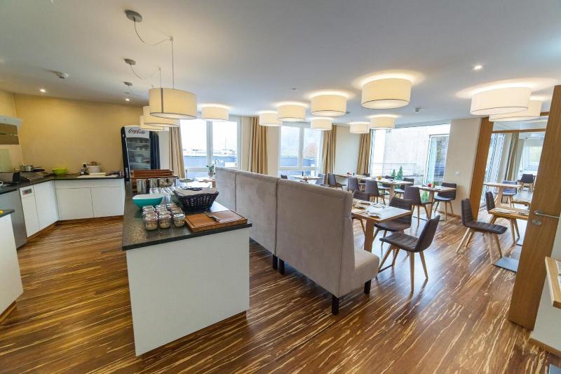 Restaurant Hotel Zum Storchen image