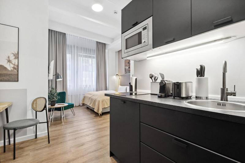 living on easystreet image