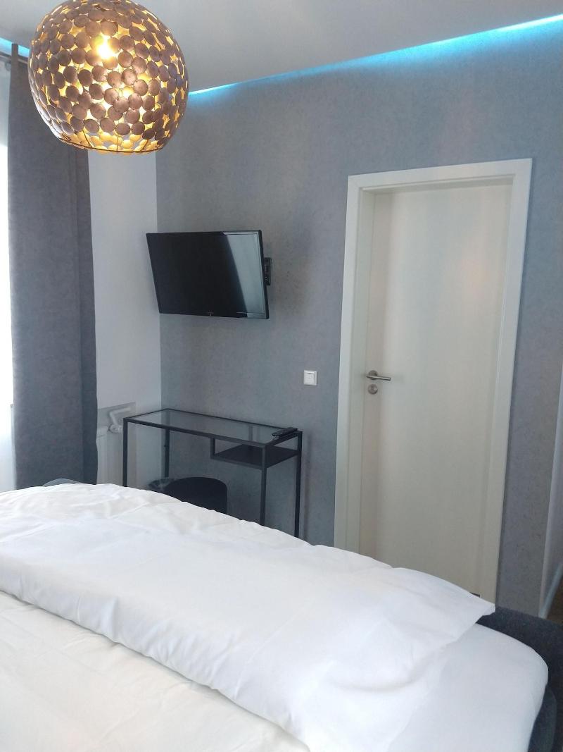 Hotel am Stadion image