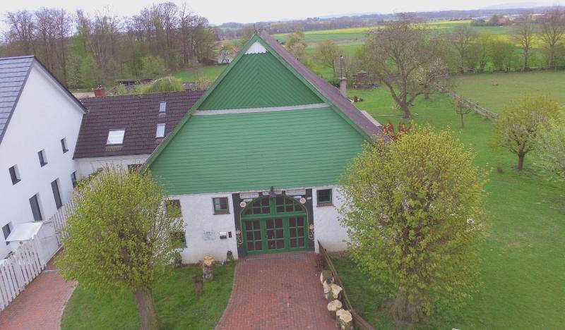Reiterhof Zwei Linden image
