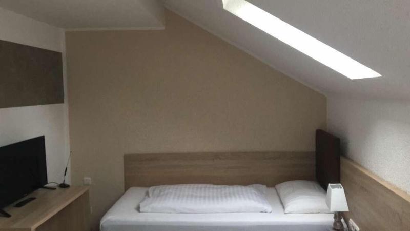 Central Hotel Duisburg image