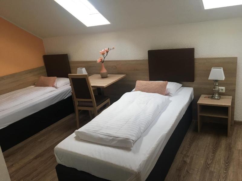 Central Hotel Duisburg image