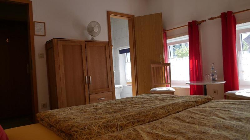 Altes Farmhaus image