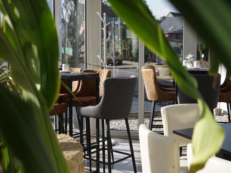 Parkhotel am Schloss image
