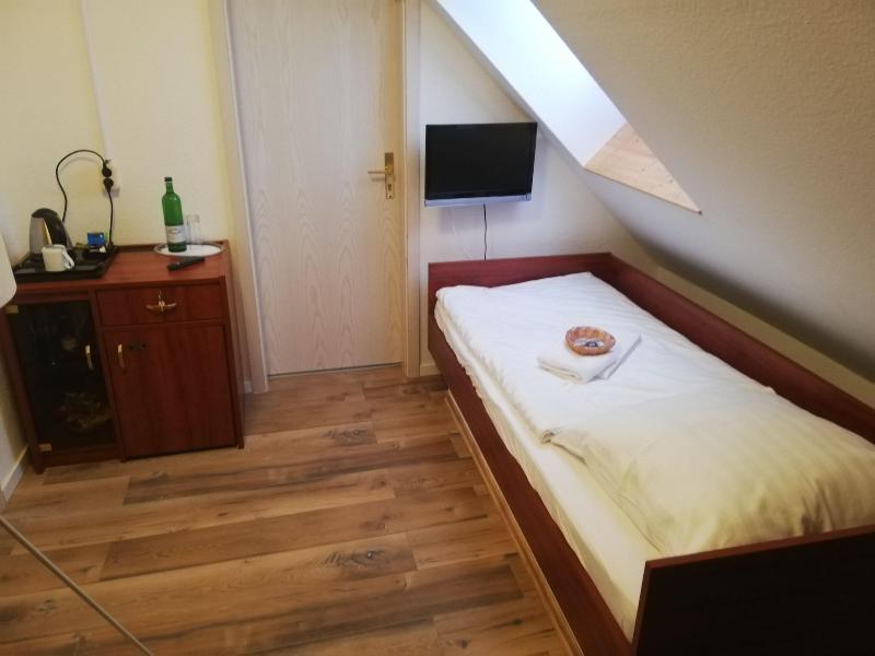 Parkhotel am Schloss image