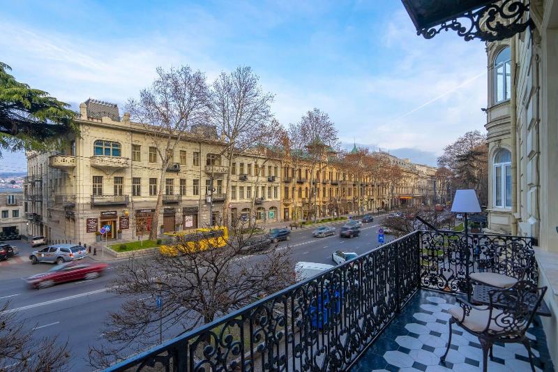 Tiflis Opera Aparthotel image