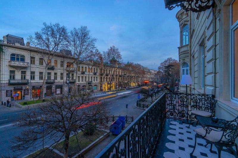 Tiflis Opera Aparthotel image