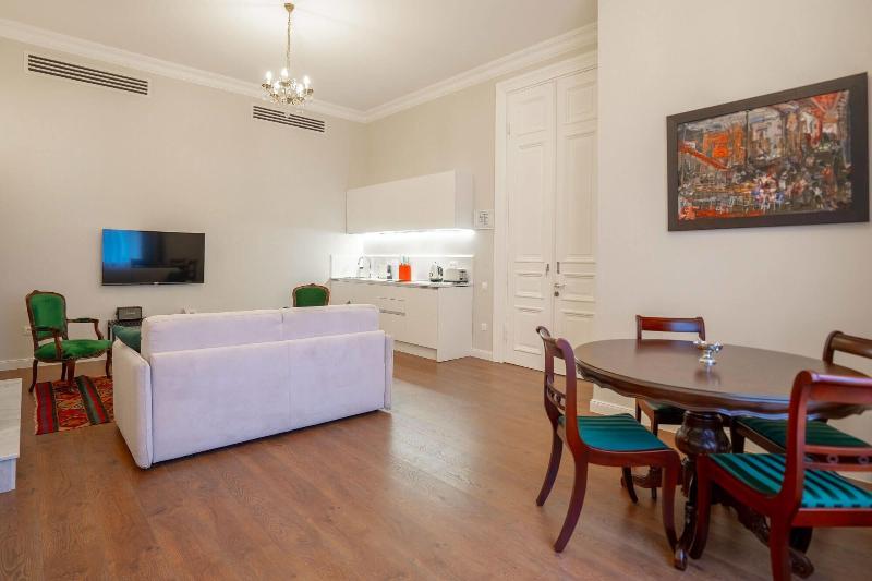 Tiflis Opera Aparthotel image