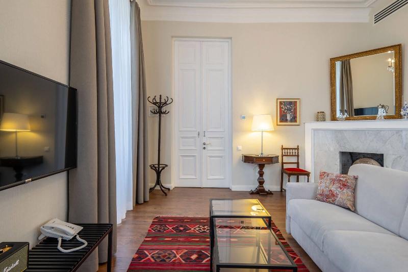 Tiflis Opera Aparthotel image