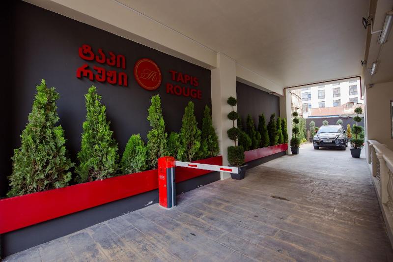 Tapis Rouge VIP Boutique Batumi image