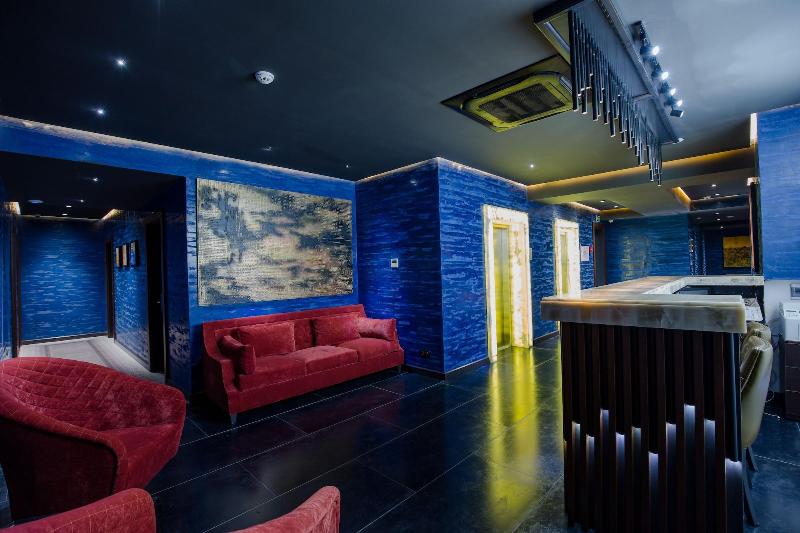 Tapis Rouge VIP Boutique Batumi image