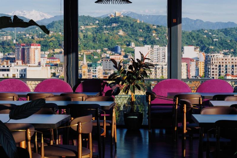 Tapis Rouge VIP Boutique Batumi image