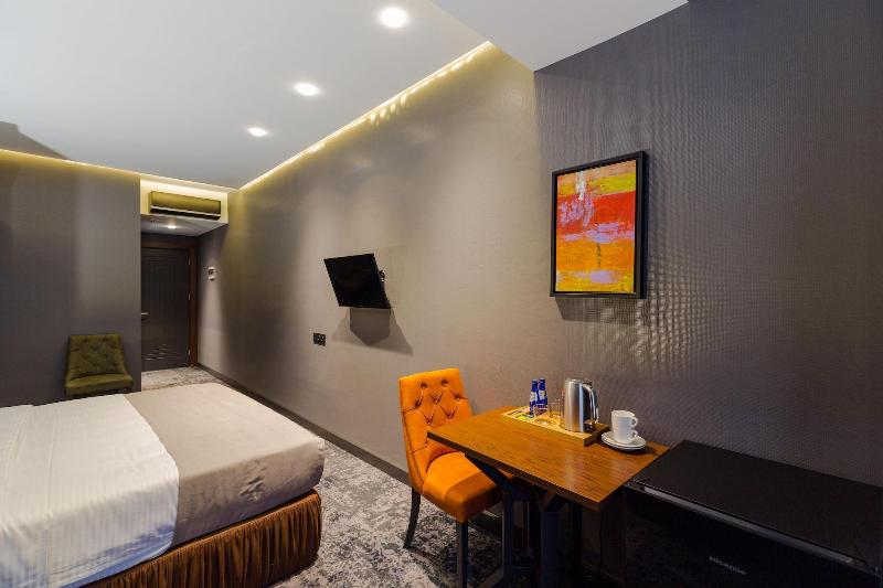 Tapis Rouge VIP Boutique Batumi image