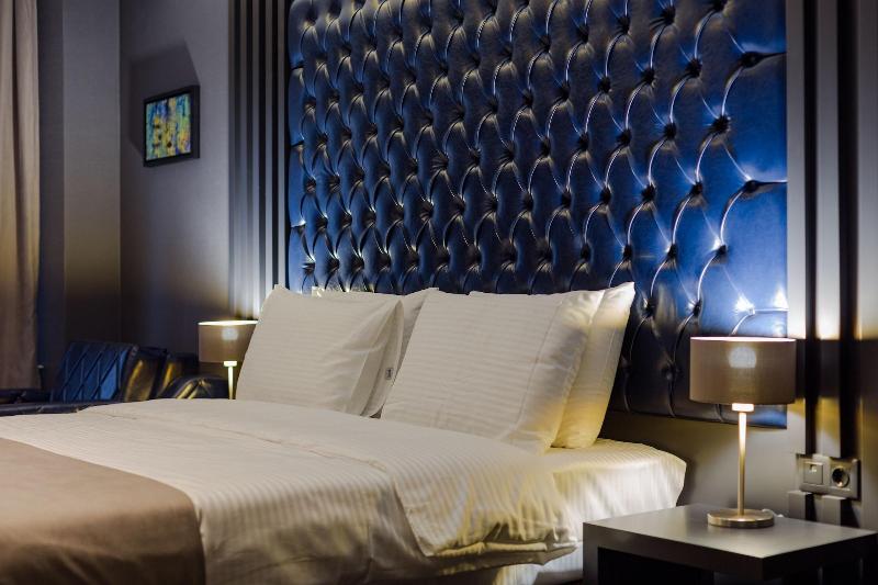 Tapis Rouge VIP Boutique Batumi image