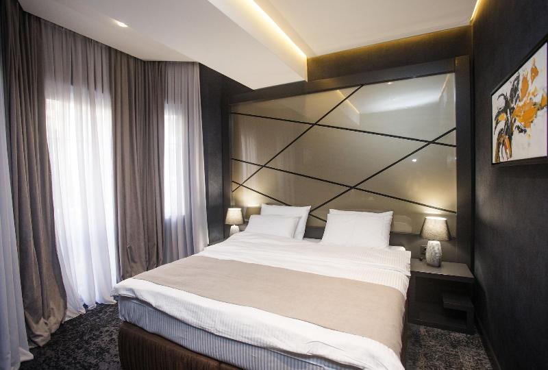 Tapis Rouge VIP Boutique Batumi image