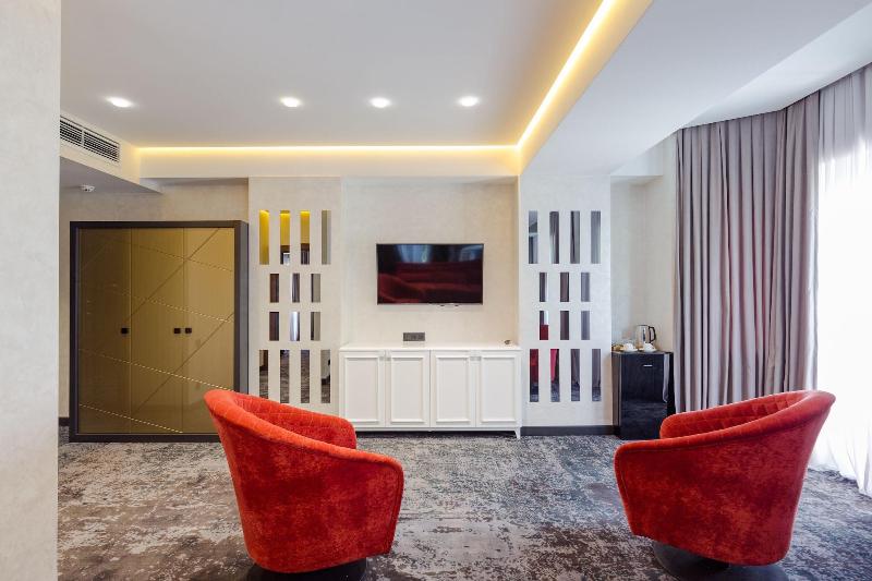 Tapis Rouge VIP Boutique Batumi image