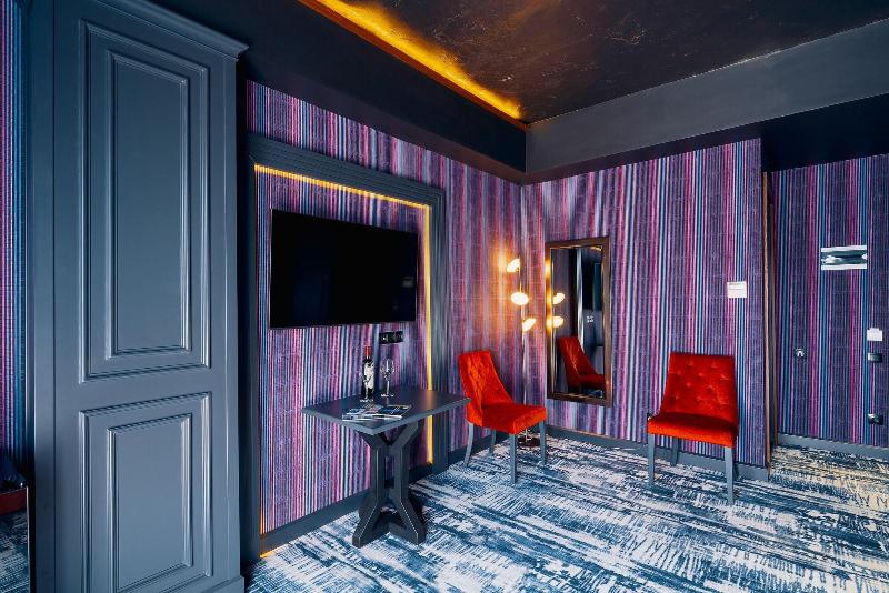 Tapis Rouge VIP Boutique Batumi image