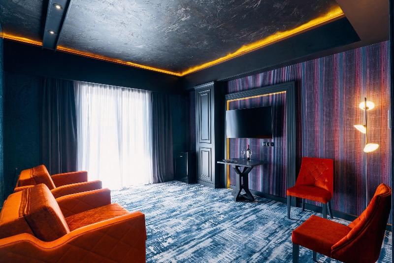 Tapis Rouge VIP Boutique Batumi image