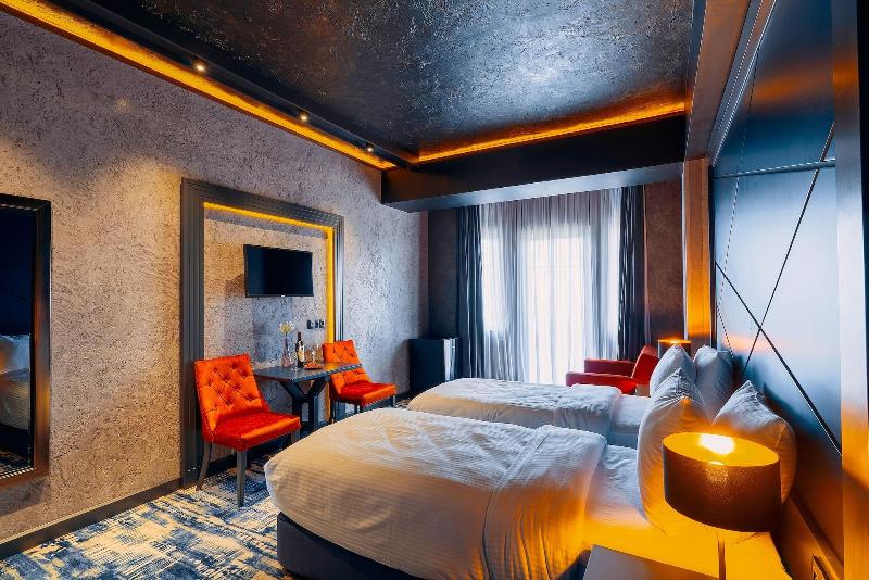 Tapis Rouge VIP Boutique Batumi image
