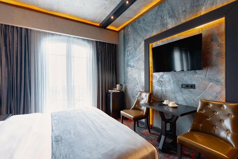 Tapis Rouge VIP Boutique Batumi image