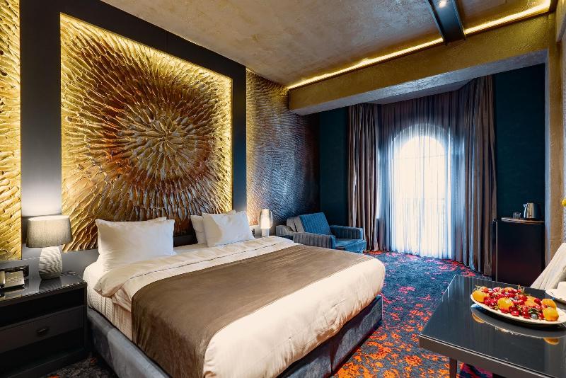Tapis Rouge VIP Boutique Batumi image