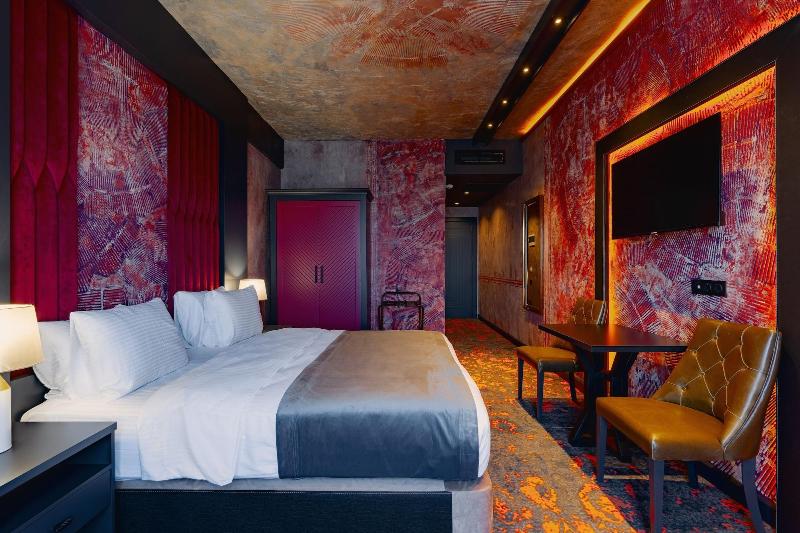 Tapis Rouge VIP Boutique Batumi image