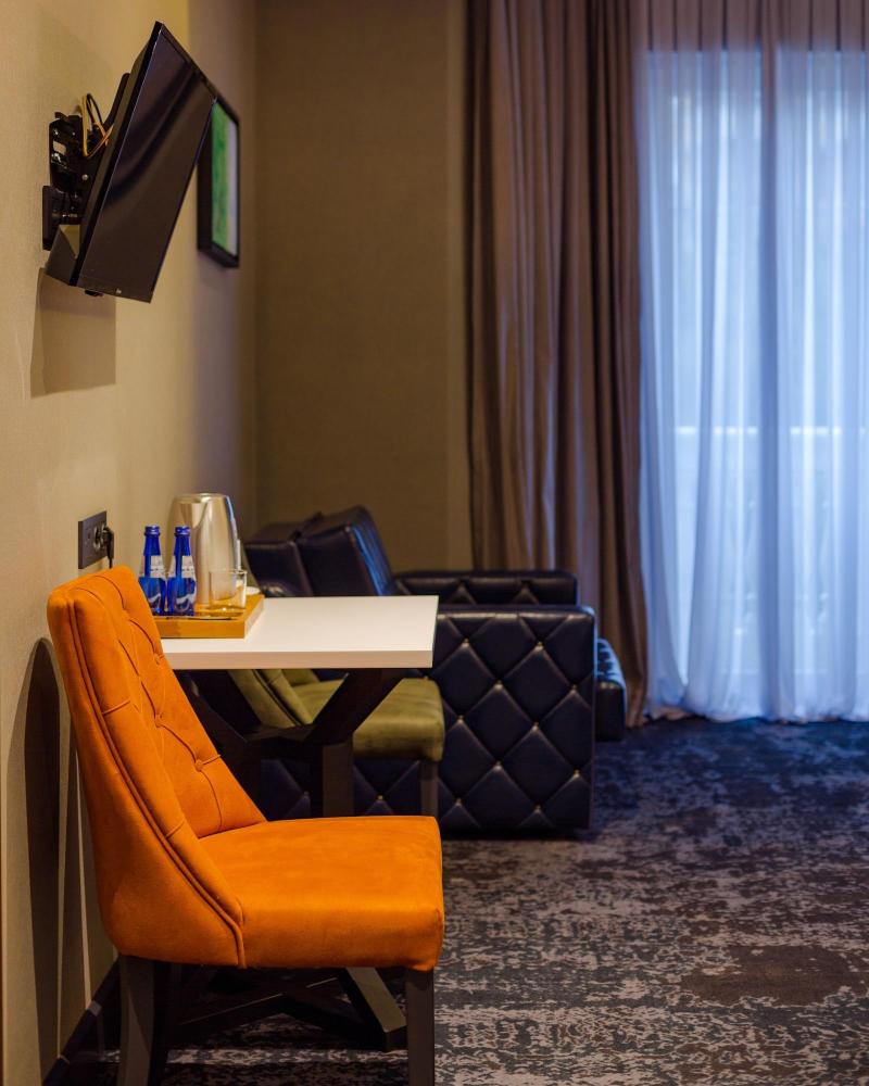 Tapis Rouge VIP Boutique Batumi image