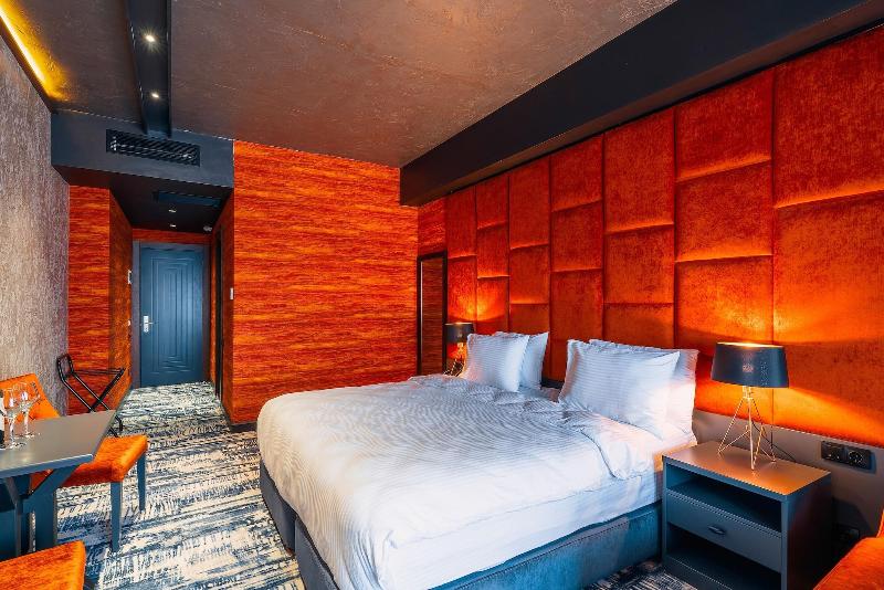 Tapis Rouge VIP Boutique Batumi image