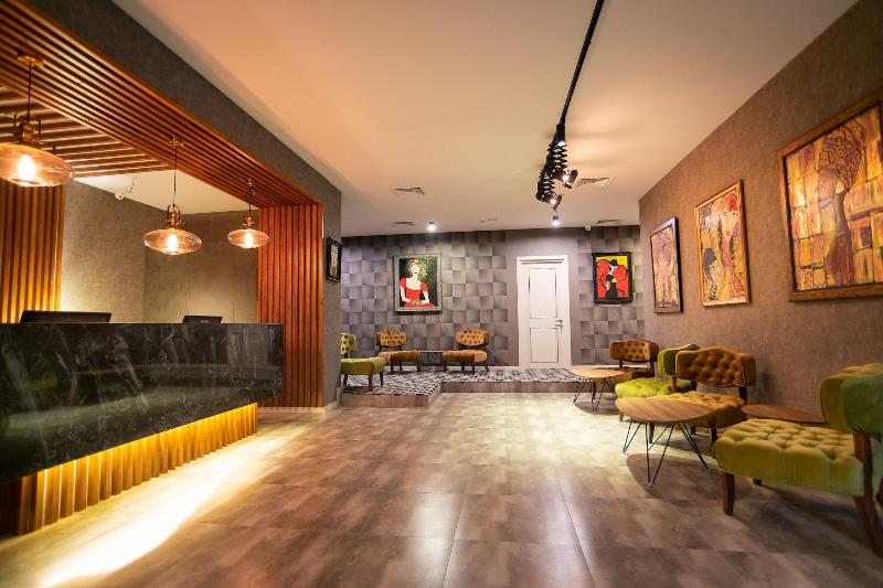 Gallery Art Hotel image
