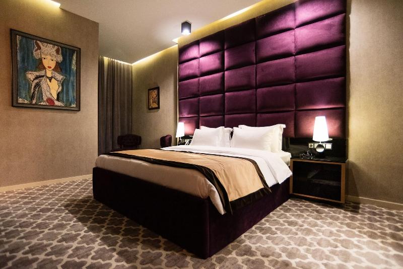 Gallery Art Hotel image
