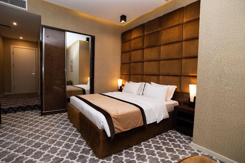 Gallery Art Hotel image