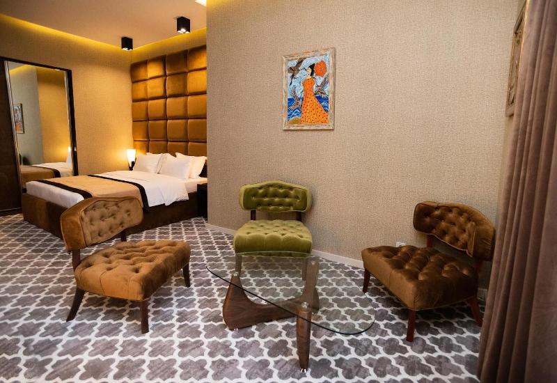 Gallery Art Hotel image