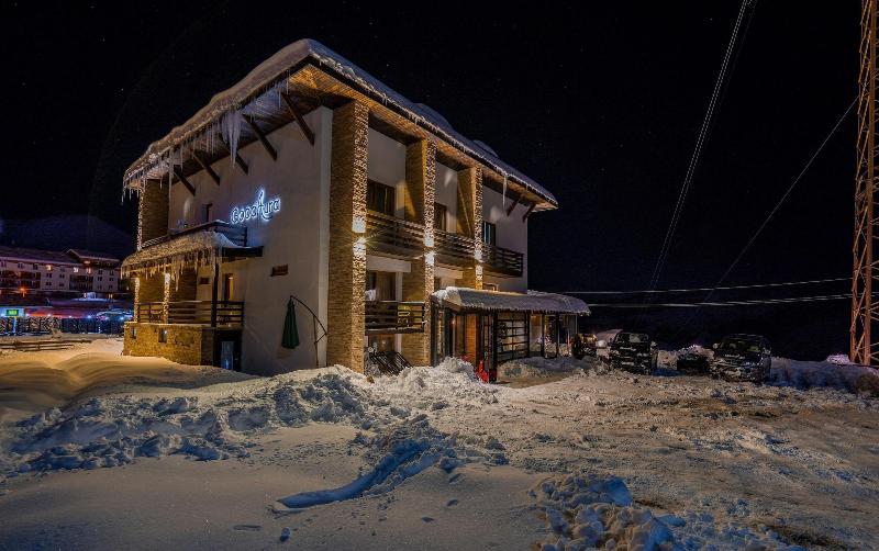 Good Aura Hotel image