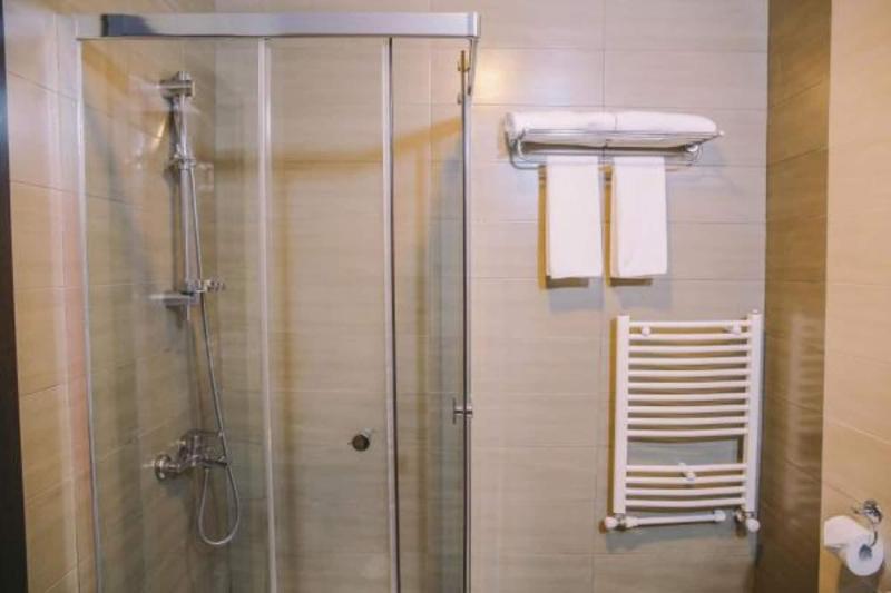 Good Aura Hotel image