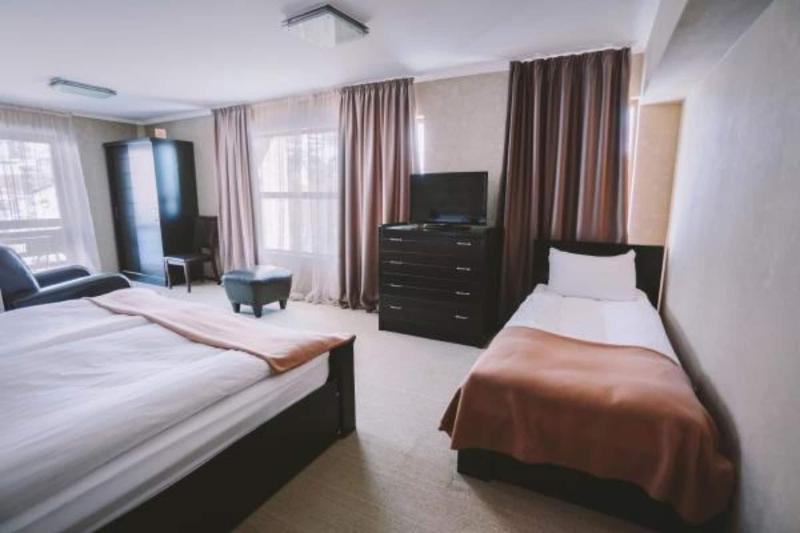 Good Aura Hotel image