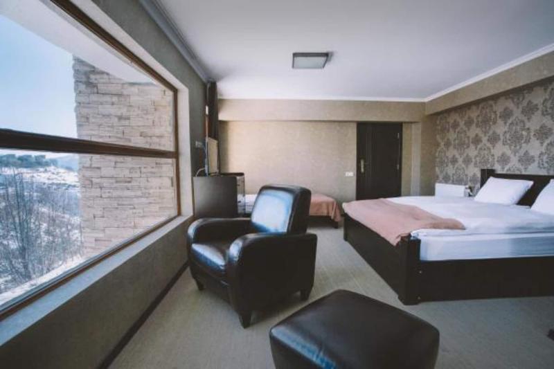 Good Aura Hotel image