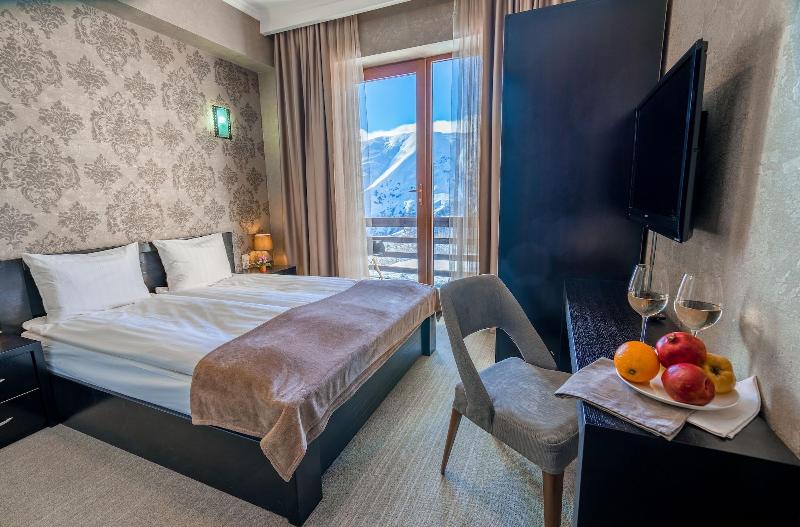 Good Aura Hotel image