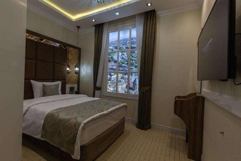 Aqua Liberty Hotel image