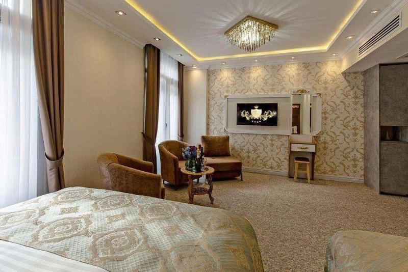 Aqua Liberty Hotel image