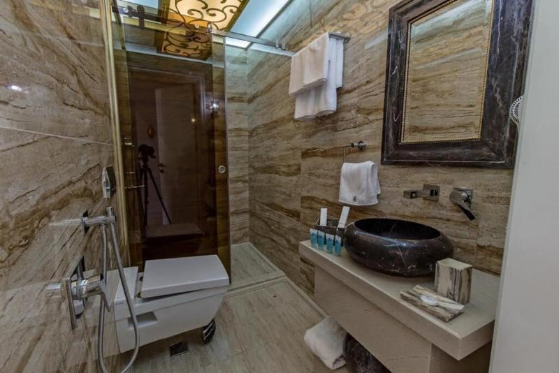 Aqua Liberty Hotel image