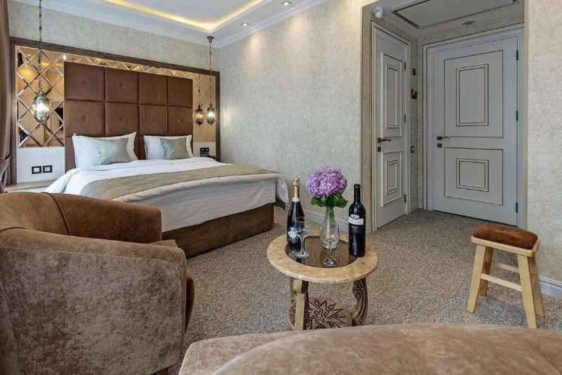 Aqua Liberty Hotel image