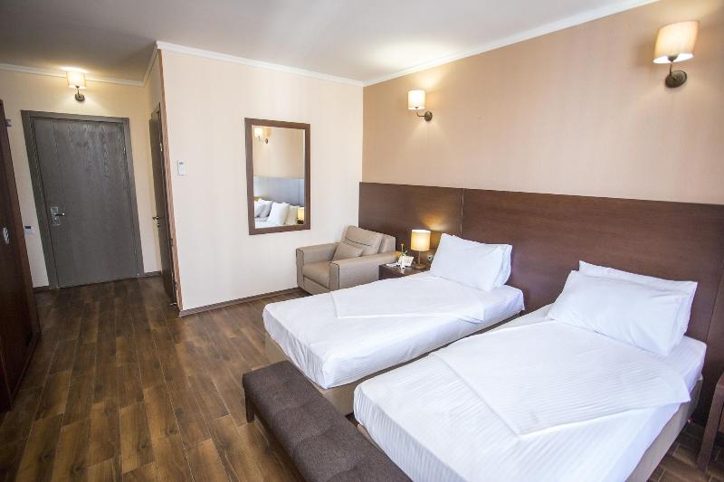 Hotel Corner Inn image
