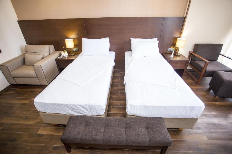 Hotel Corner Inn image