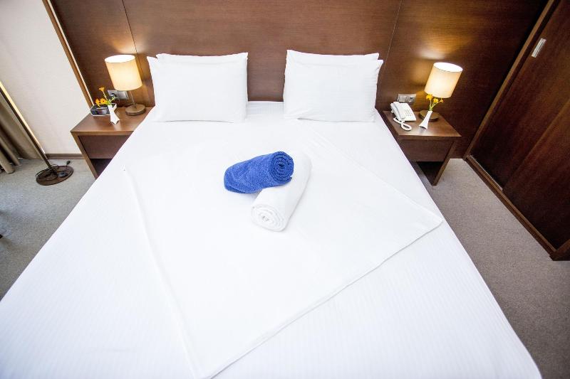 Hotel Corner Inn image
